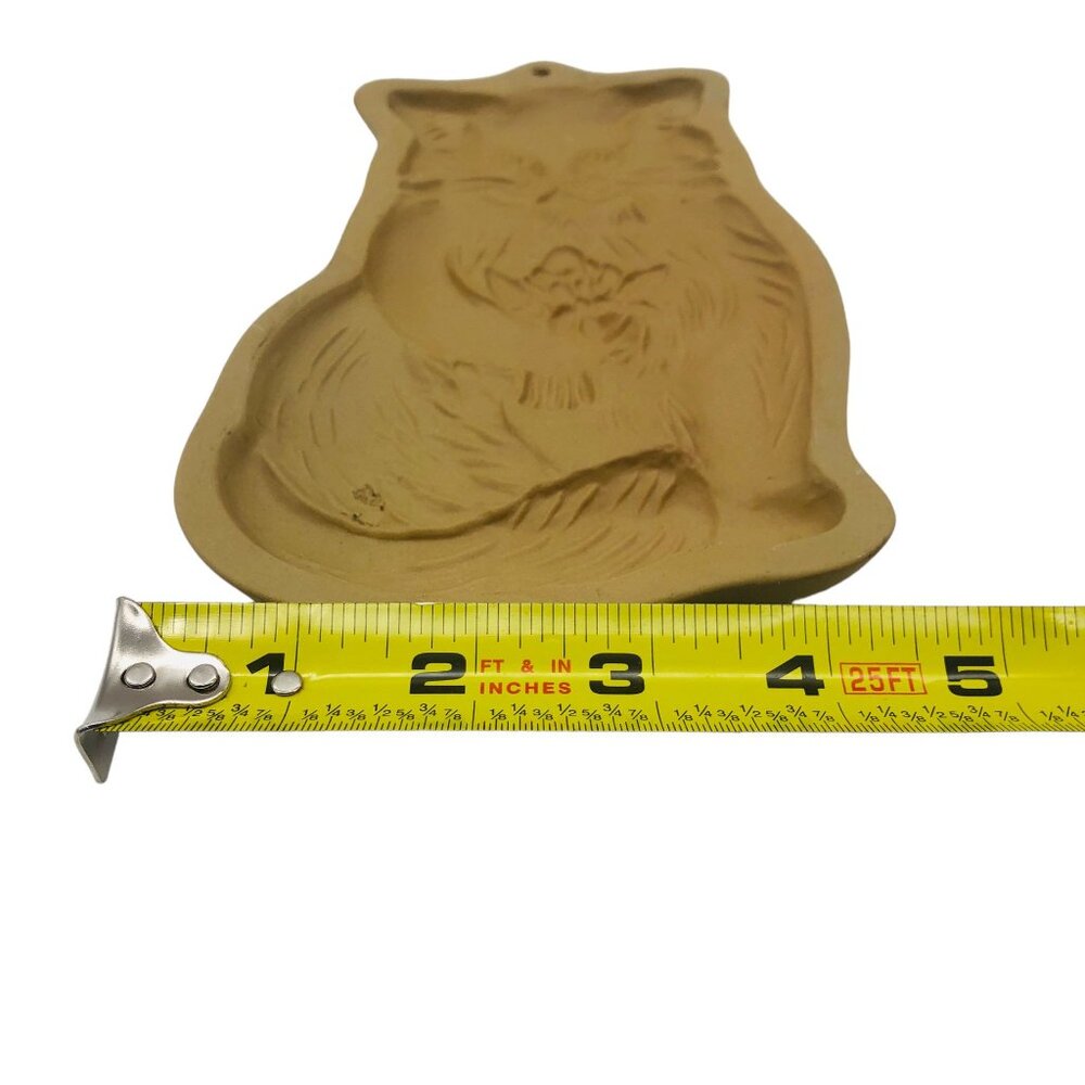 Vtg 80s Brown Bag Cookie Art Cat With Flowers Bouquet Shortbread Mold Ornament - Picture 6 of 6